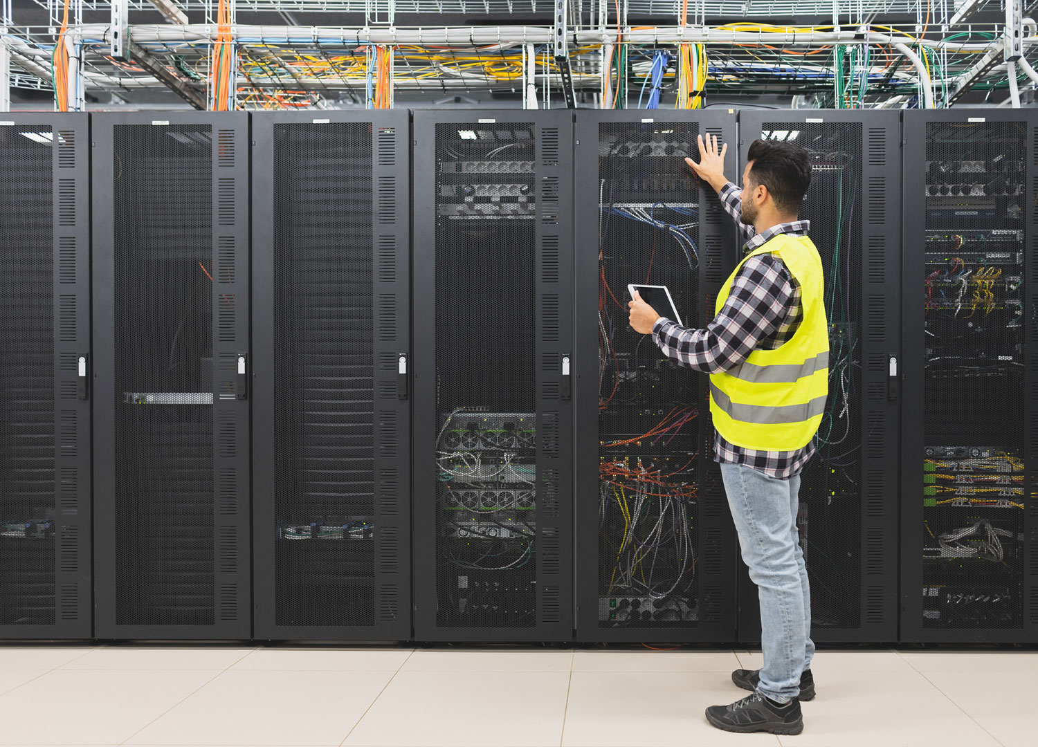 Security-Systems-and-Services